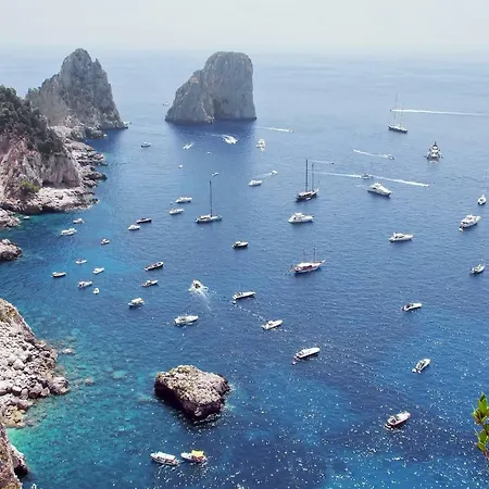 A Due Passi Sorrento فندق مبيت وإفطار